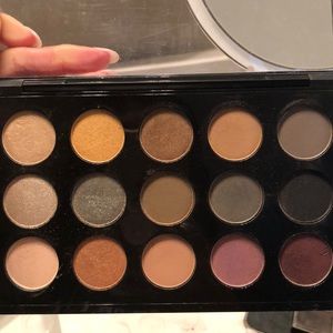 Mac x15 shadows “mellow moderns”